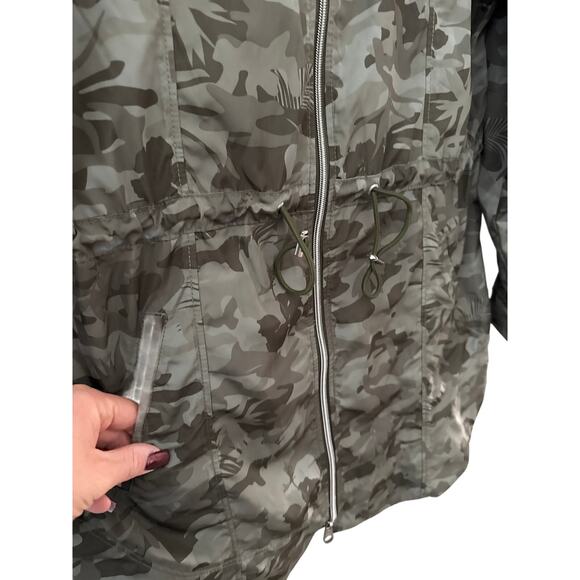 Tommy Bahama Camo Canyon Anorak Zip Front Jacket Green Leaf Size Small - Picture 9 of 13